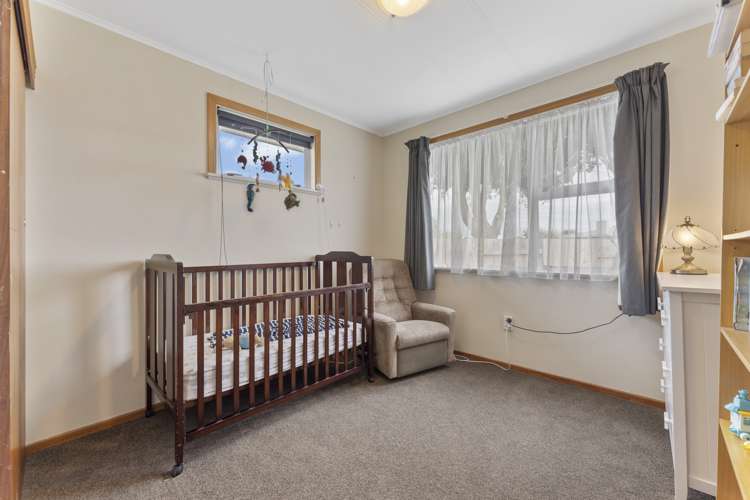 27 Cavendish Crescent Awapuni_12