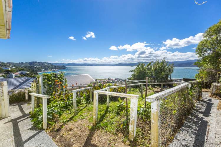 17 Beacon Hill Road Strathmore Park_1