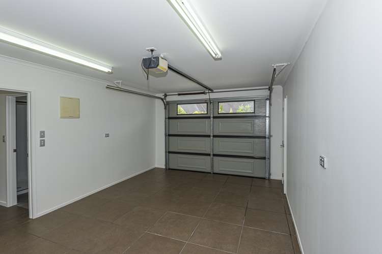 38 Key West Drive One Tree Point_26