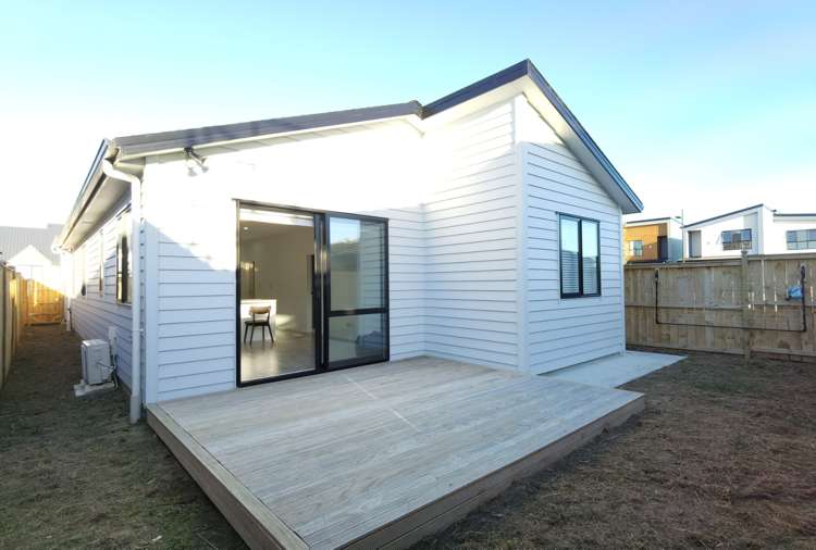 4 Waka Ama Road 1694_10