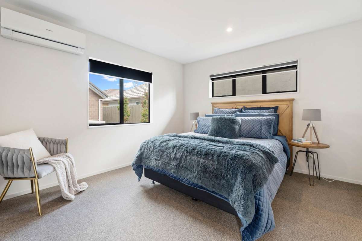 15 Takahe Avenue_3