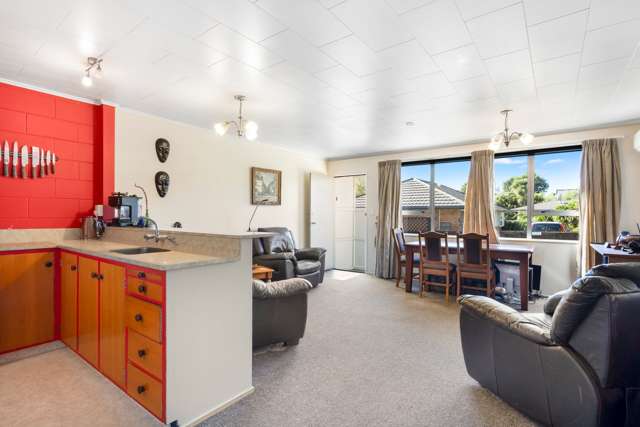 2/23a Edward Street Richmond_2