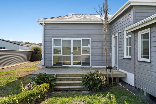 Beach & Fields at Your Doorstep - The Ultimate Family Home