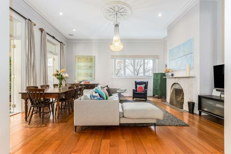 13 Tinakori Road Thorndon_9