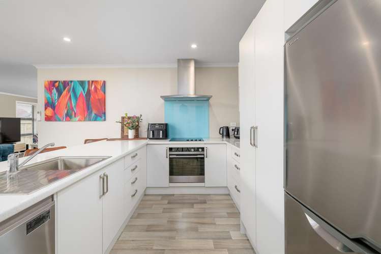 16 Eric Batchelor Place Waimate_7