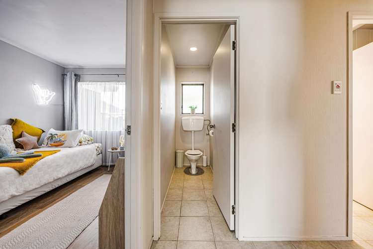 1/22 Beaumaris Way Conifer Grove_17