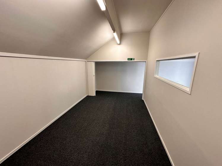 16 Botha Road Penrose_12