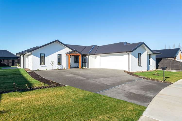 9 Angus Place Rangiora_25