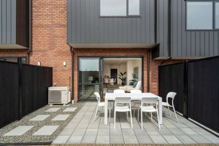 6 Mahinga Kai Way Belmont_8