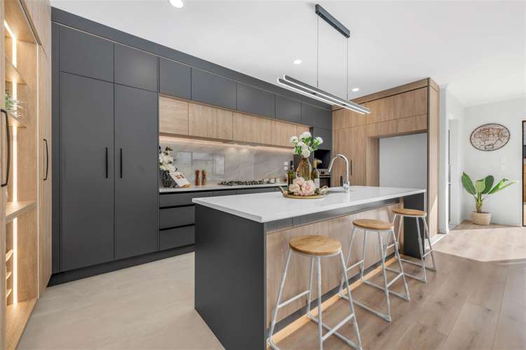 9 Tullymore Drive Flat Bush_8