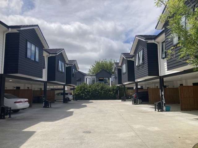 Immaculately Presented Studio Unit