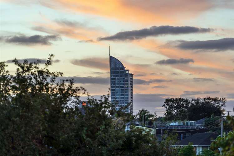 2/7 Eversleigh Road Belmont_15