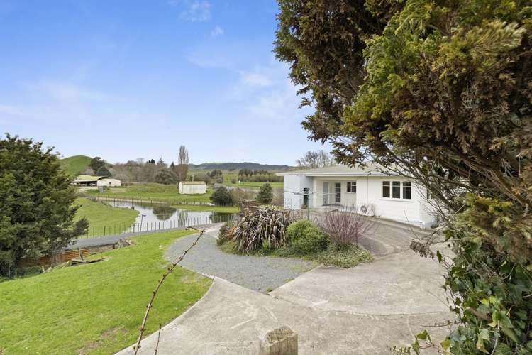 2 Moa Street Piopio_22