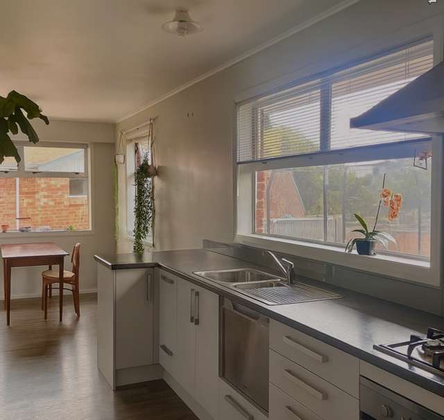 16 Pulham Crescent 10469_2