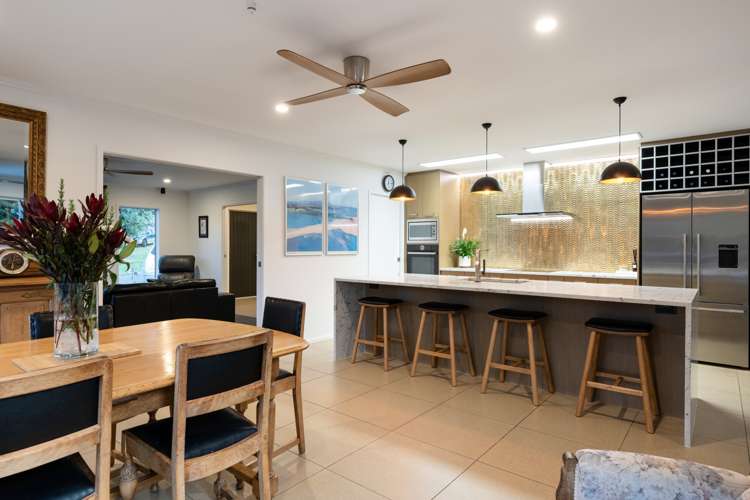 8 Caldera Close Pyes Pa_5