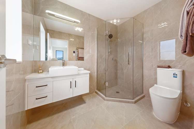 3 Carrygawley Road Flat Bush_11