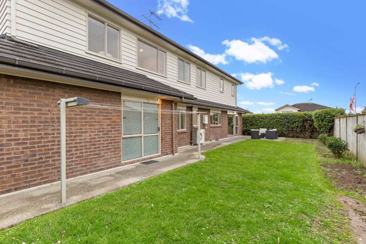 2 Woolaston Place Flat Bush_18