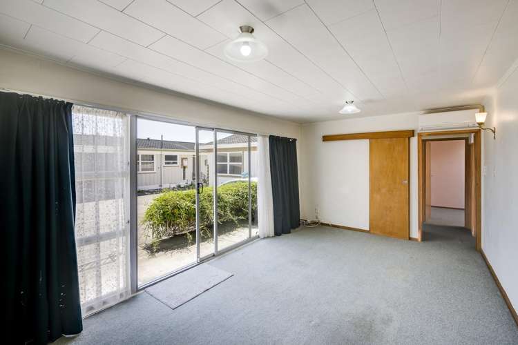 2/45 Riverbend Road Onekawa_11