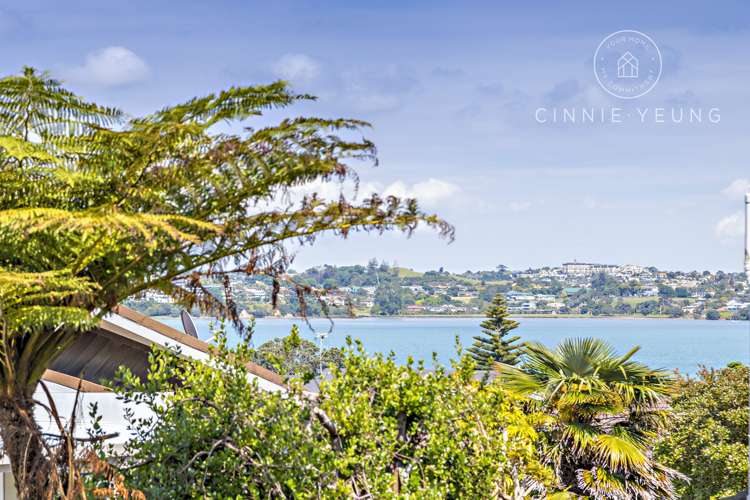 33 Devon Road Bucklands Beach_0