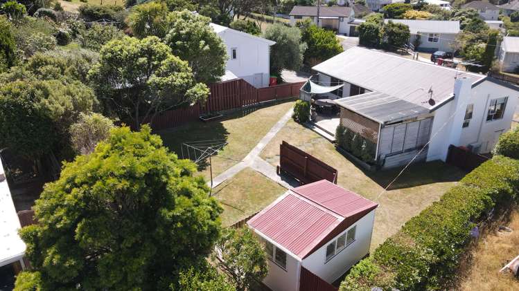 9 Arero Place Titahi Bay_22