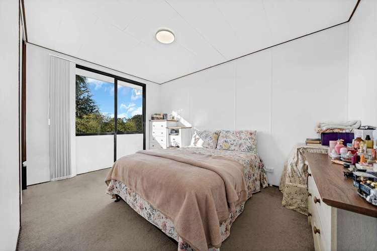 1/233 Glengarry Road Glen Eden_16