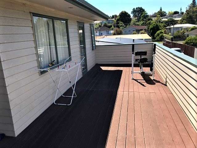 95A Vodanovich Road Te Atatu South_1
