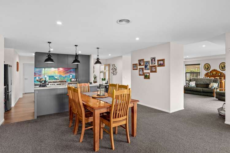 57 Golden Road Alexandra_9