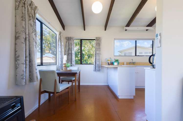 200 Tutere Street Waikanae Beach_6