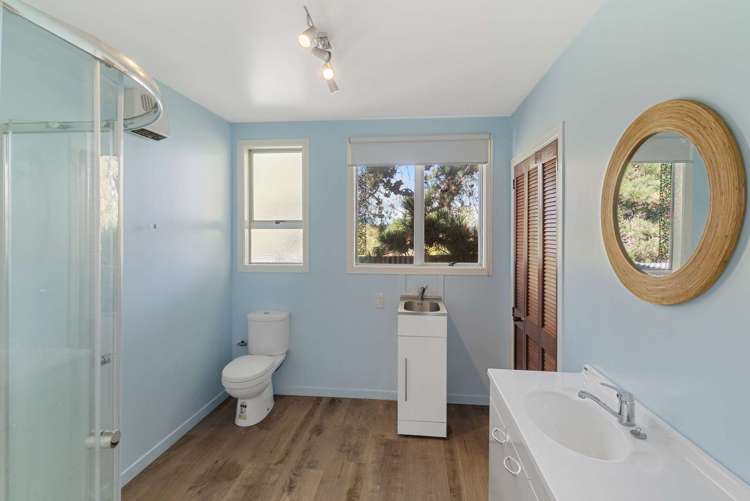 7 Chichester Street The Pines Beach_14