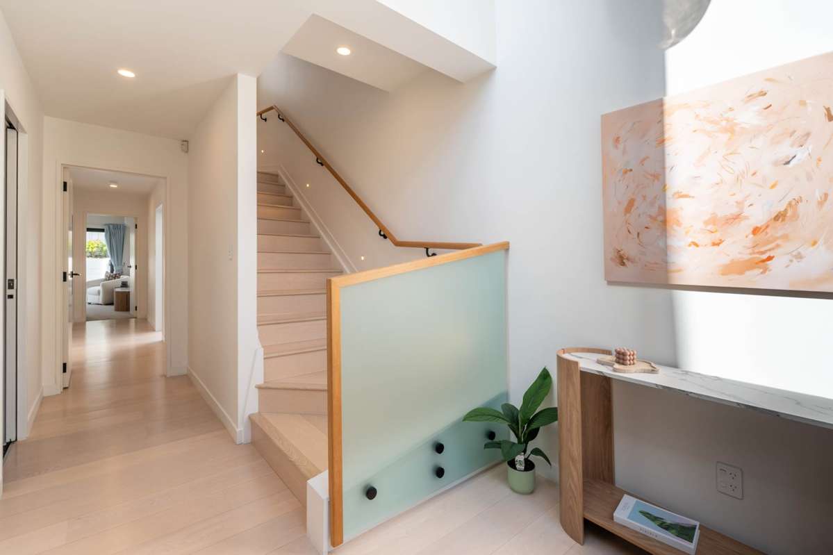 34B Esmonde Road_5