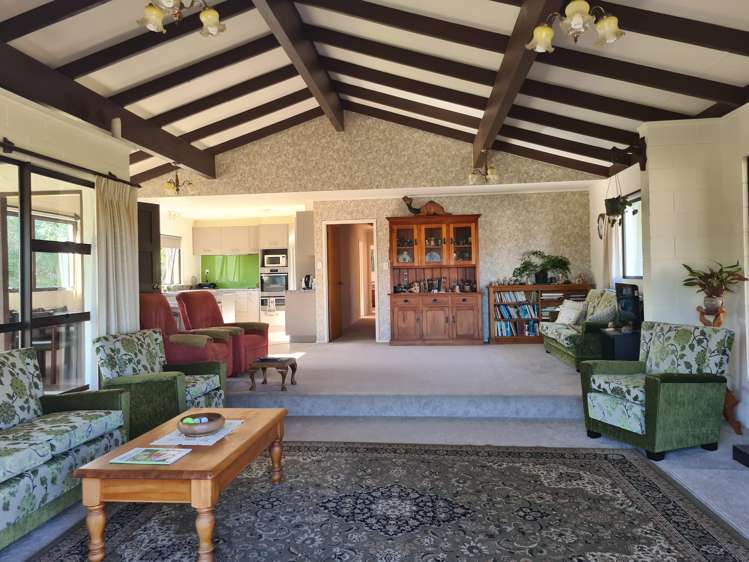 629 Mountain Road Maungaturoto_9