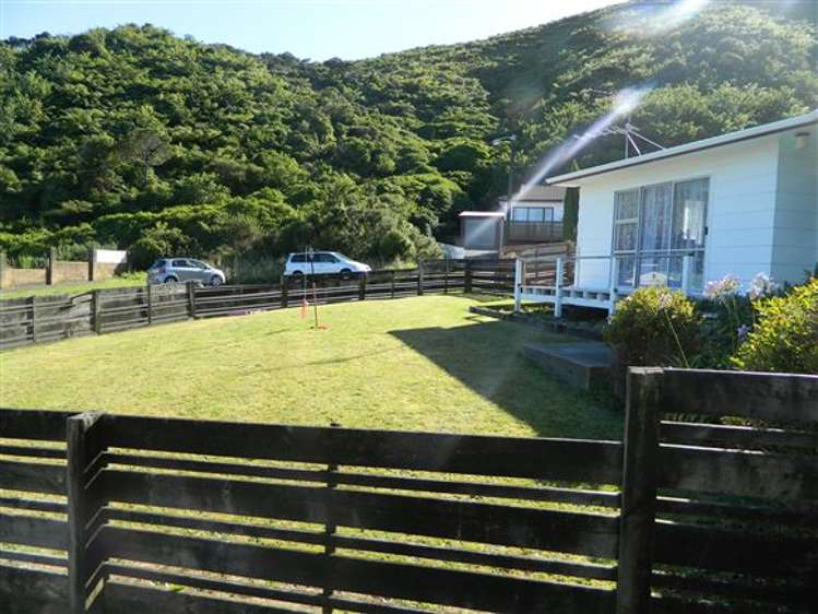 62 Castlerea Street Wainuiomata_5
