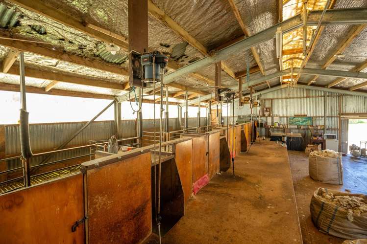 220 Quartz Range Road Bainham_30