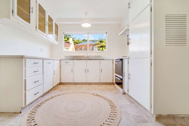 5 Price Street Westown_14