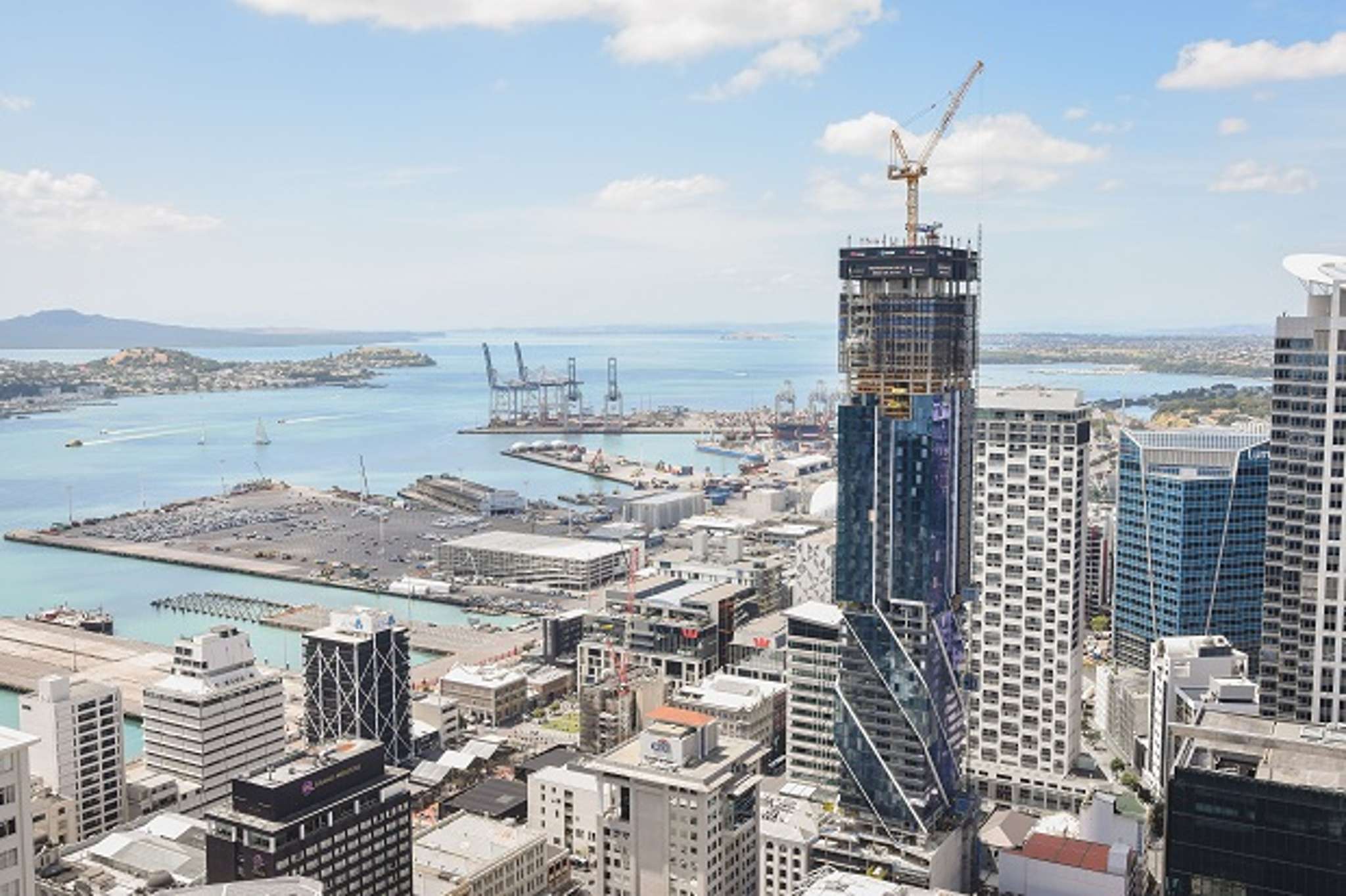 Covid-19: Overseas interest in luxury Auckland tower up 200%