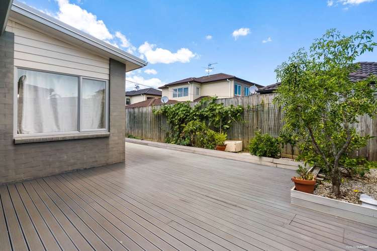 61 Mandival Avenue Flat Bush_14