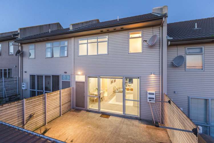 29 Manchester Drive Flat Bush_22