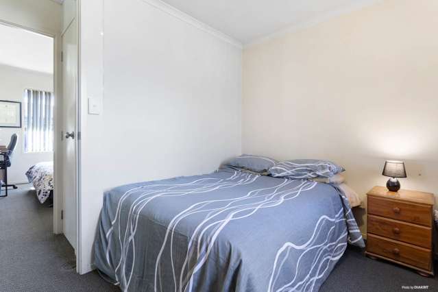 26 Raphoe Road Flat Bush_2