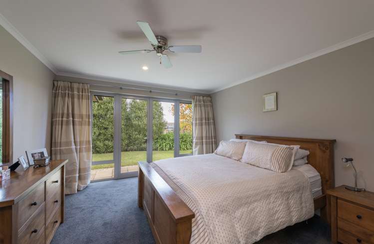 2 Woodstock Place Stoke_7