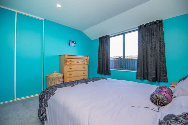 16 Paget Drive Woodend_11