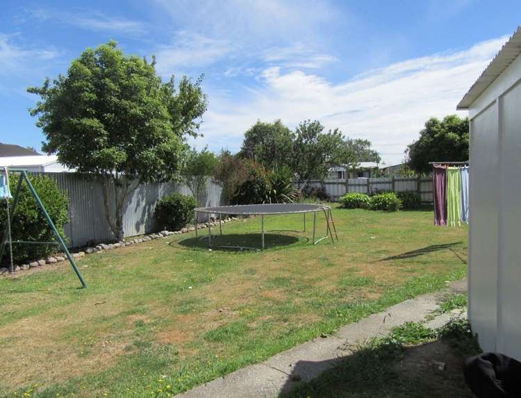 3 Surrey Street Solway_11