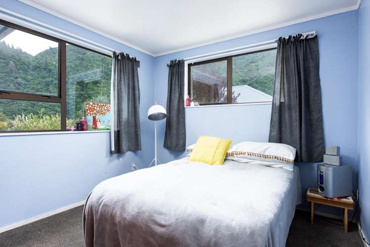 9 Ngaio Street Rarangi_8