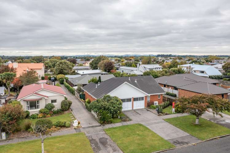 98 Chelmsford Street Windsor_26