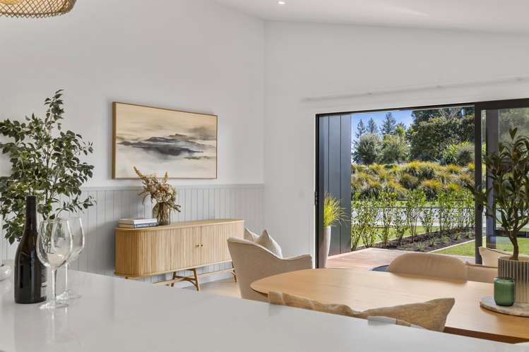 1-4/13 Sorrento Drive_5