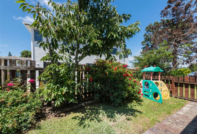 64a Captain Scott Road Glen Eden_13