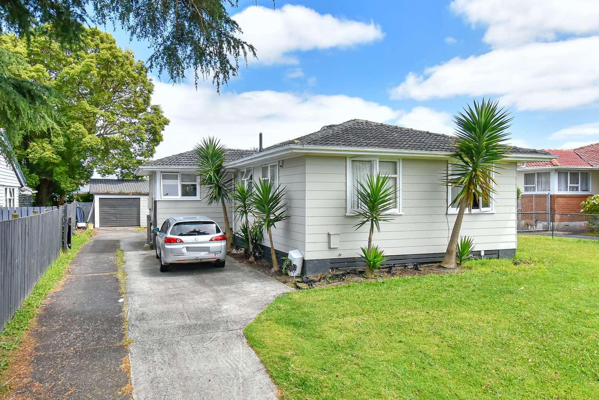 16 Courtenay Crescent Mangere East_0