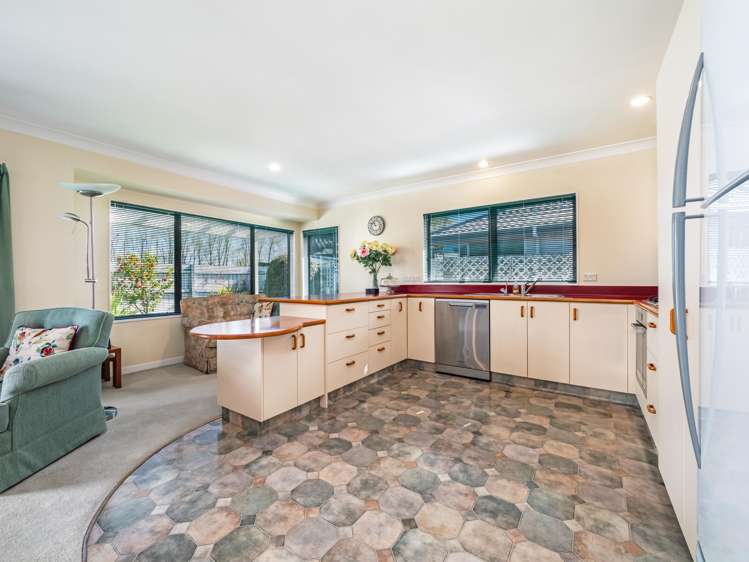 5 Rothesay Place Highbury_9