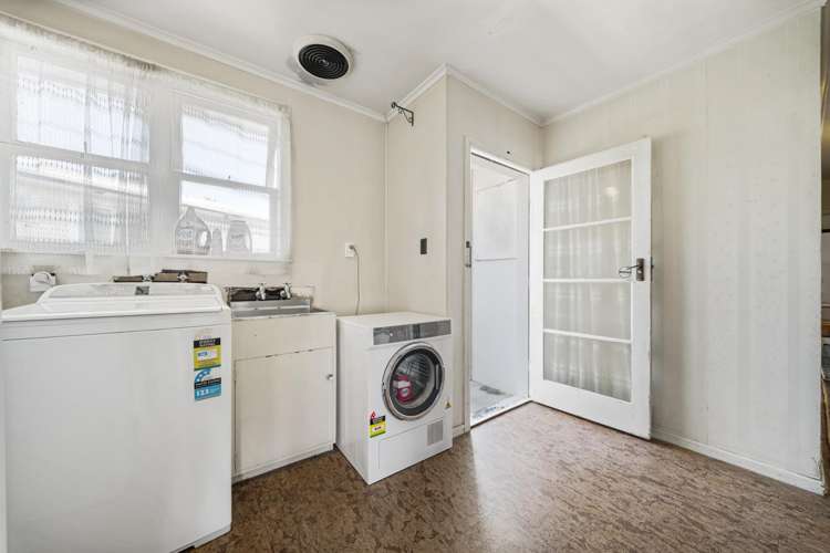 42 Mcfadzean Drive Blockhouse Bay_10