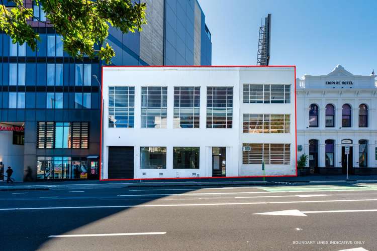 139-143 Victoria Street West_0