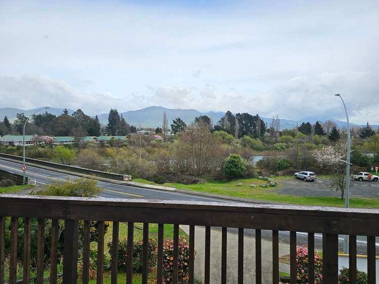 4 Gosling Grove Turangi_8